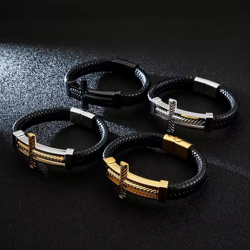 Pulsera Big Cross - Negra / Dorada
